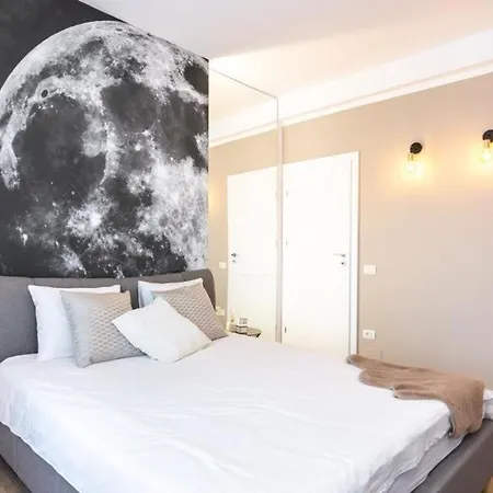 Majestic With View In Magheru בוקרשט