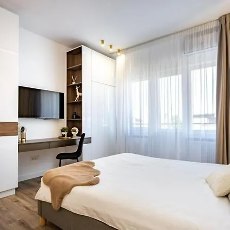 Majestic With View In Magheru Apartment *