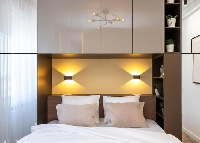 Majestic With View In Magheru *