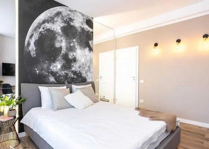 Majestic With View In Magheru Bukarest